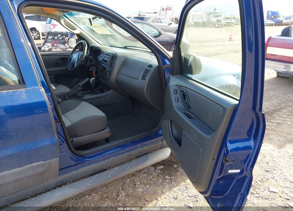 2007 FORD ESCAPE XLS/XLS MANUAL VIN: 1FMYU02Z17KA66683
