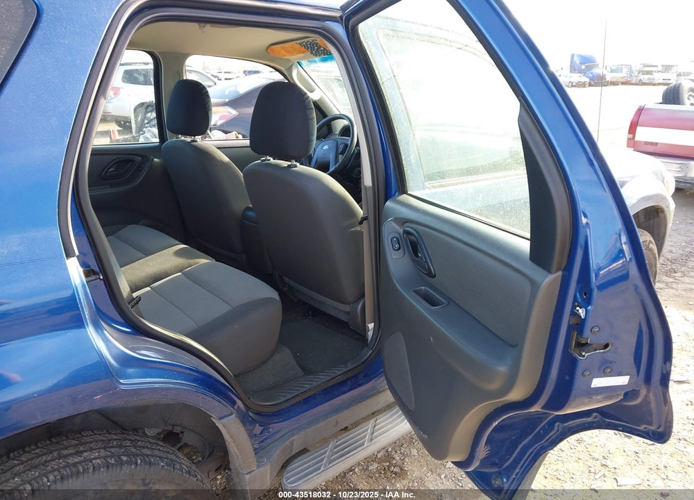 2007 FORD ESCAPE XLS/XLS MANUAL VIN: 1FMYU02Z17KA66683