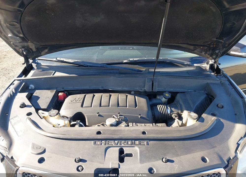 2011 CHEVROLET TRAVERSE VIN: 1GNKVLED2BJ376372