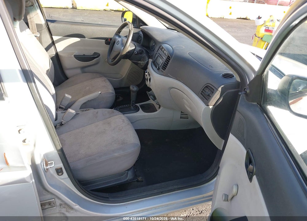 2010 HYUNDAI ACCENT VIN: KMHCN4AC2AU481714