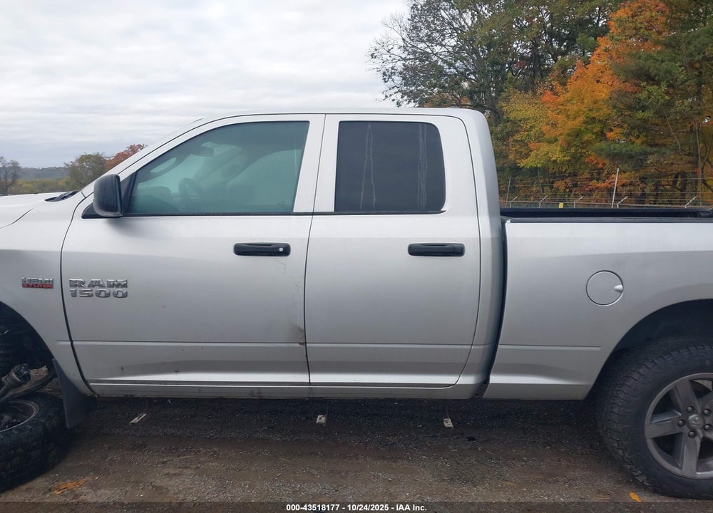 2017 RAM 1500 EXPRESS 4X4 6'4 BOX VIN: 1C6RR7FT2HS838061