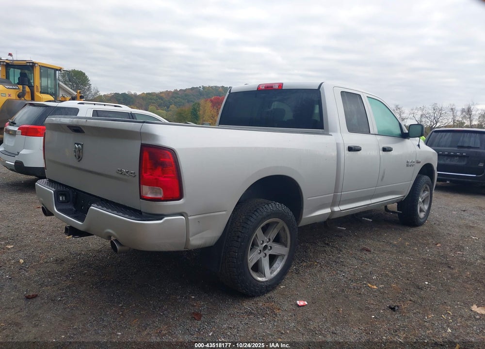 2017 RAM 1500 EXPRESS 4X4 6'4 BOX VIN: 1C6RR7FT2HS838061