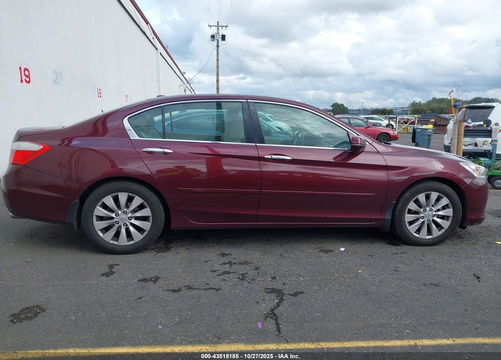 2015 HONDA ACCORD TOURING VIN: 1HGCR3F95FA020002