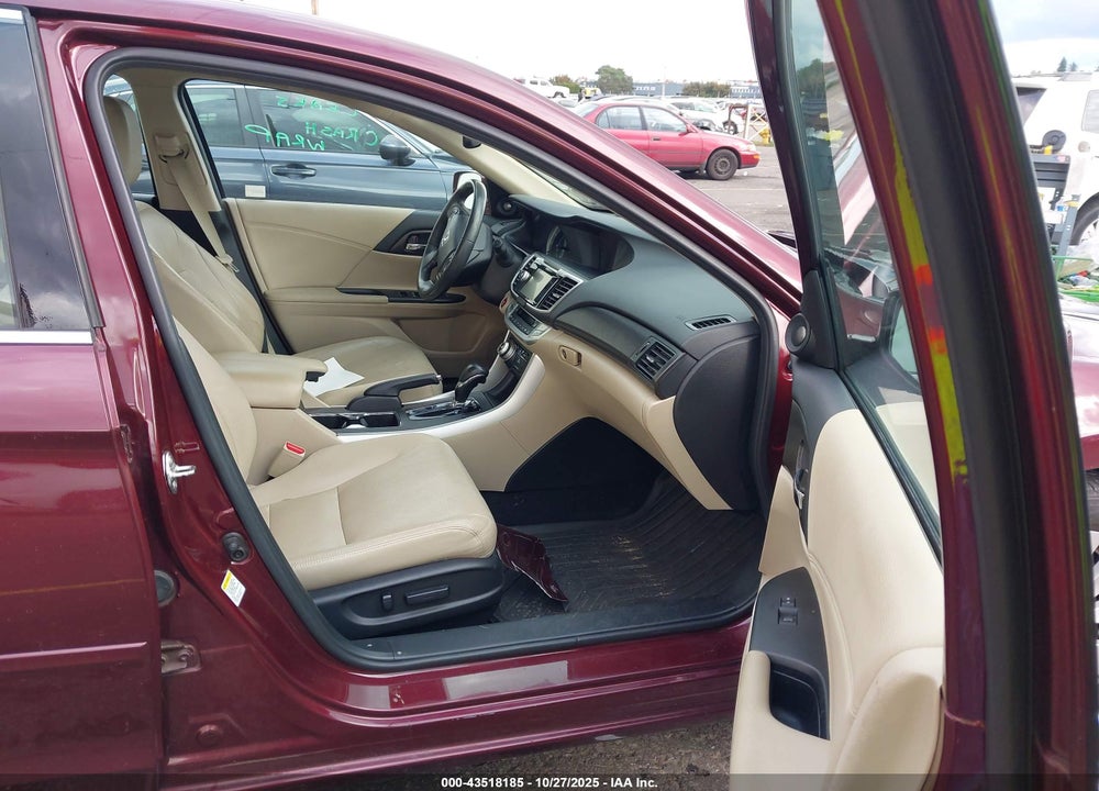 2015 HONDA ACCORD TOURING VIN: 1HGCR3F95FA020002