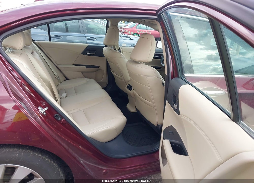 2015 HONDA ACCORD TOURING VIN: 1HGCR3F95FA020002