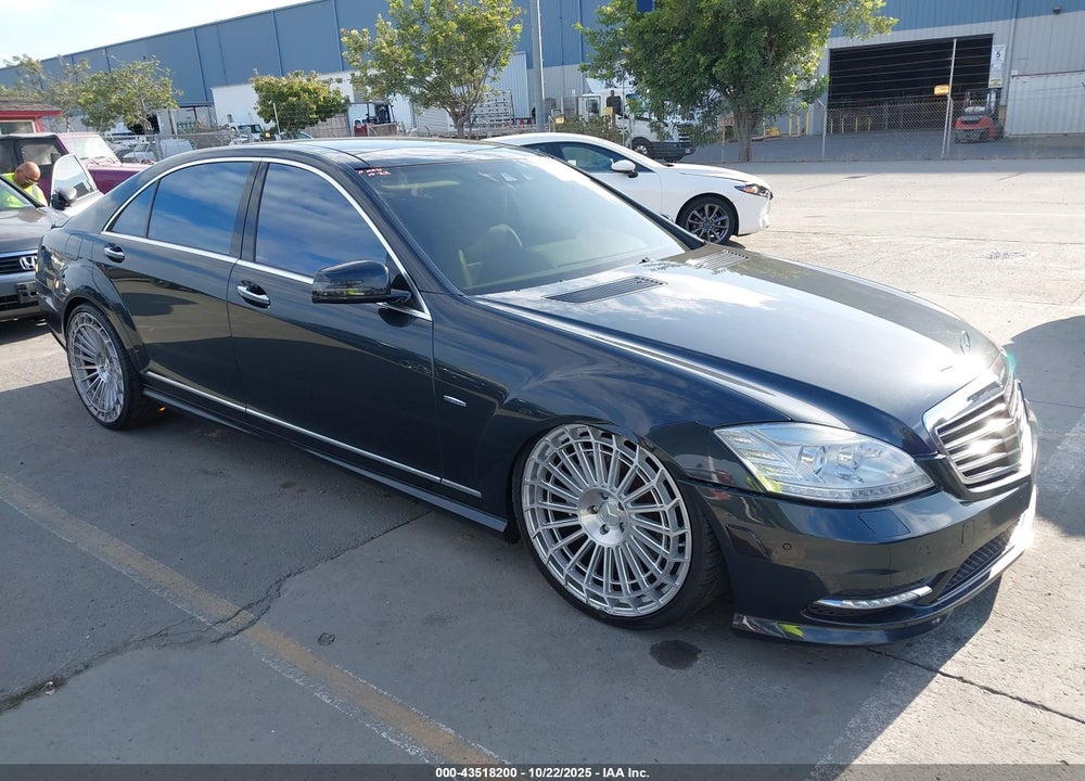 2012 MERCEDES-BENZ S 550 VIN: WDDNG7DB9CA427218