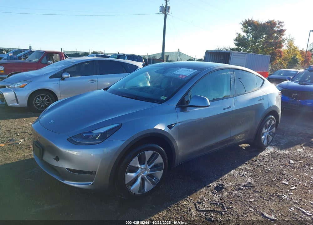 2024 TESLA MODEL Y LONG RANGE DUAL MOTOR ALL-WHEEL DRIVE VIN: 7SAYGDEEXRA284388