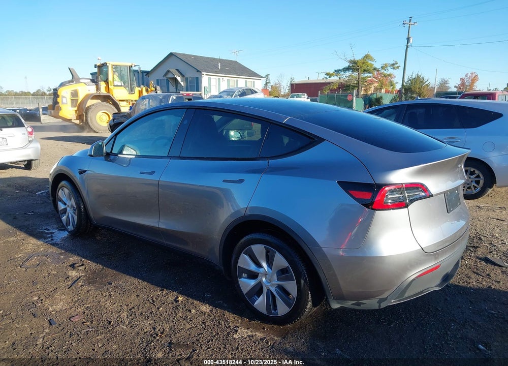 2024 TESLA MODEL Y LONG RANGE DUAL MOTOR ALL-WHEEL DRIVE VIN: 7SAYGDEEXRA284388