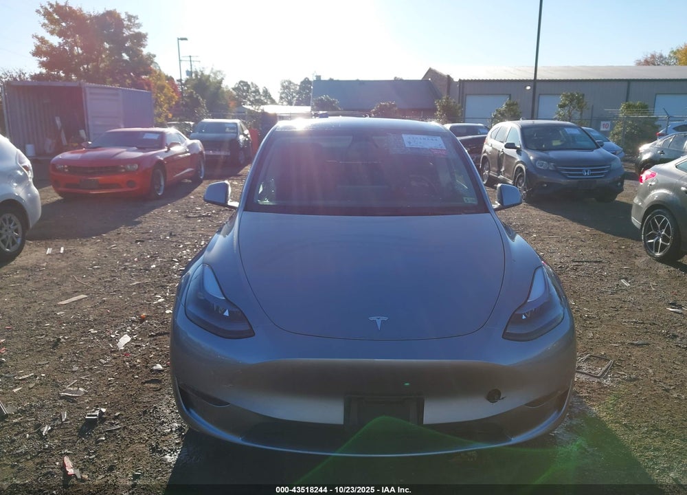 2024 TESLA MODEL Y LONG RANGE DUAL MOTOR ALL-WHEEL DRIVE VIN: 7SAYGDEEXRA284388