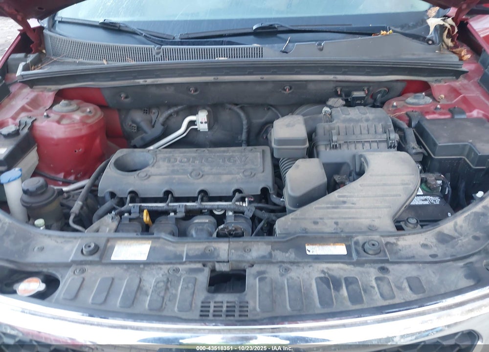 2011 KIA SORENTO LX VIN: 5XYKT4A19BG033462