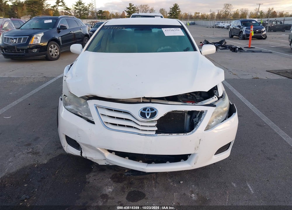 2011 TOYOTA CAMRY LE VIN: 4T1BF3EK5BU772200