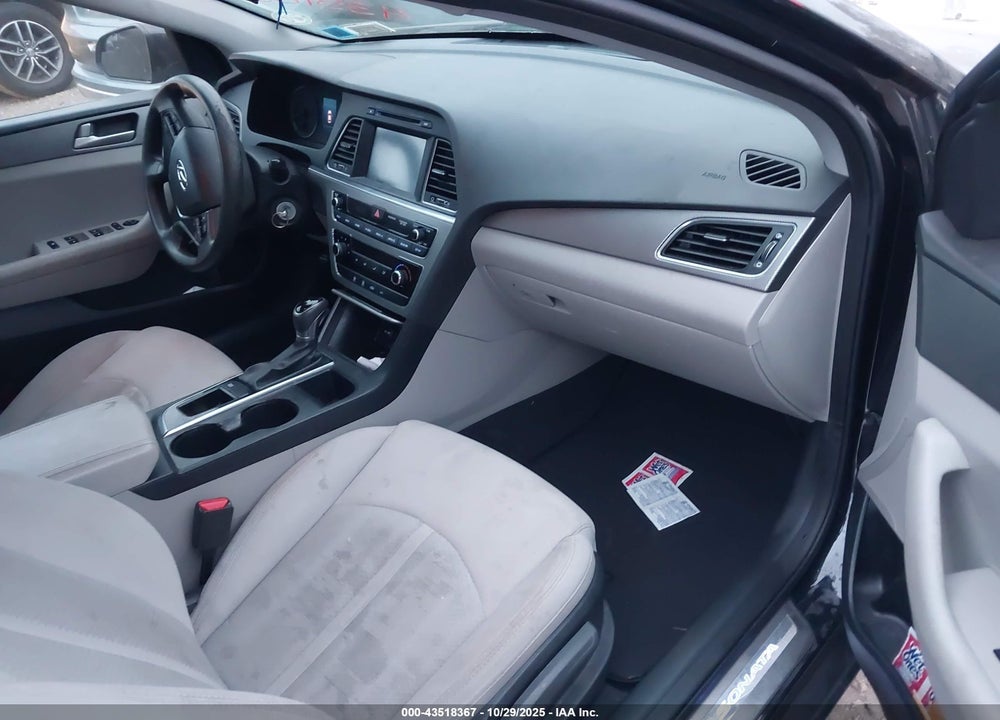 2016 HYUNDAI SONATA VIN: 5NPE24AF9GH406365