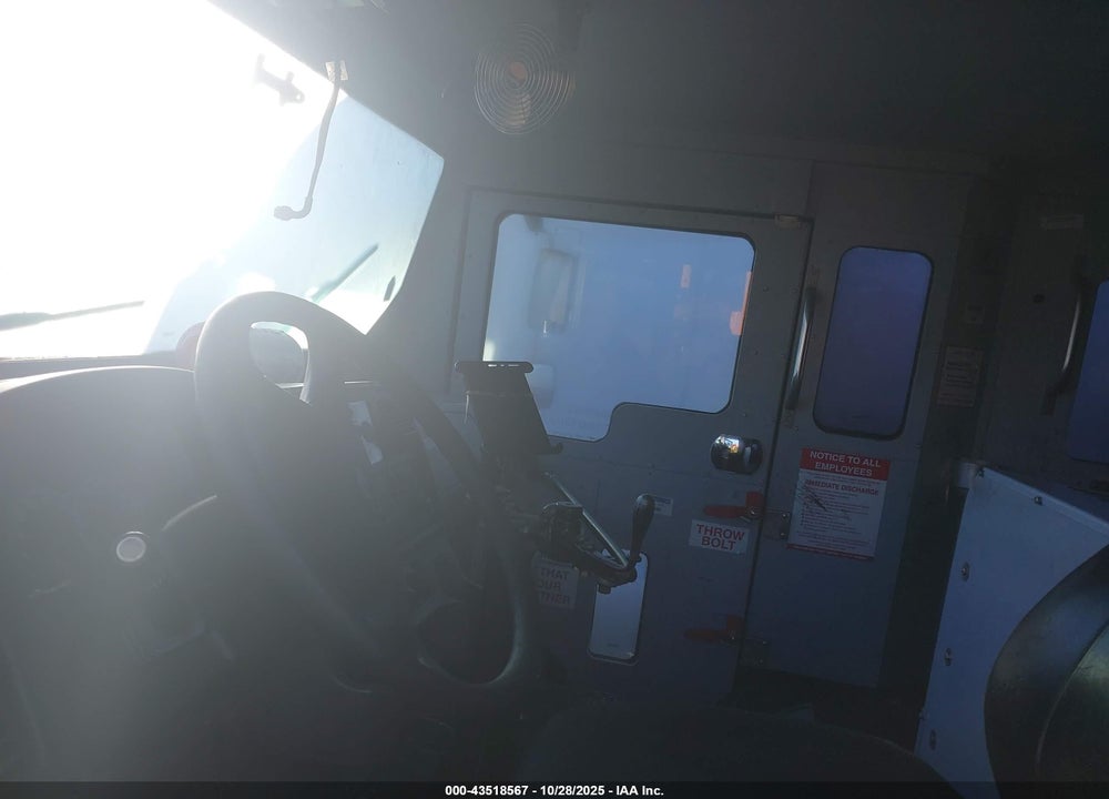2016 FREIGHTLINER M2 106 MEDIUM DUTY VIN: 1FVACWDU9GHHN8210
