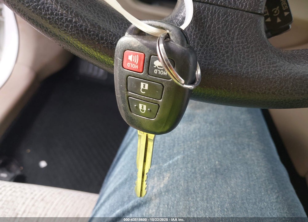 2012 TOYOTA CAMRY LE VIN: 4T1BF1FK6CU512098