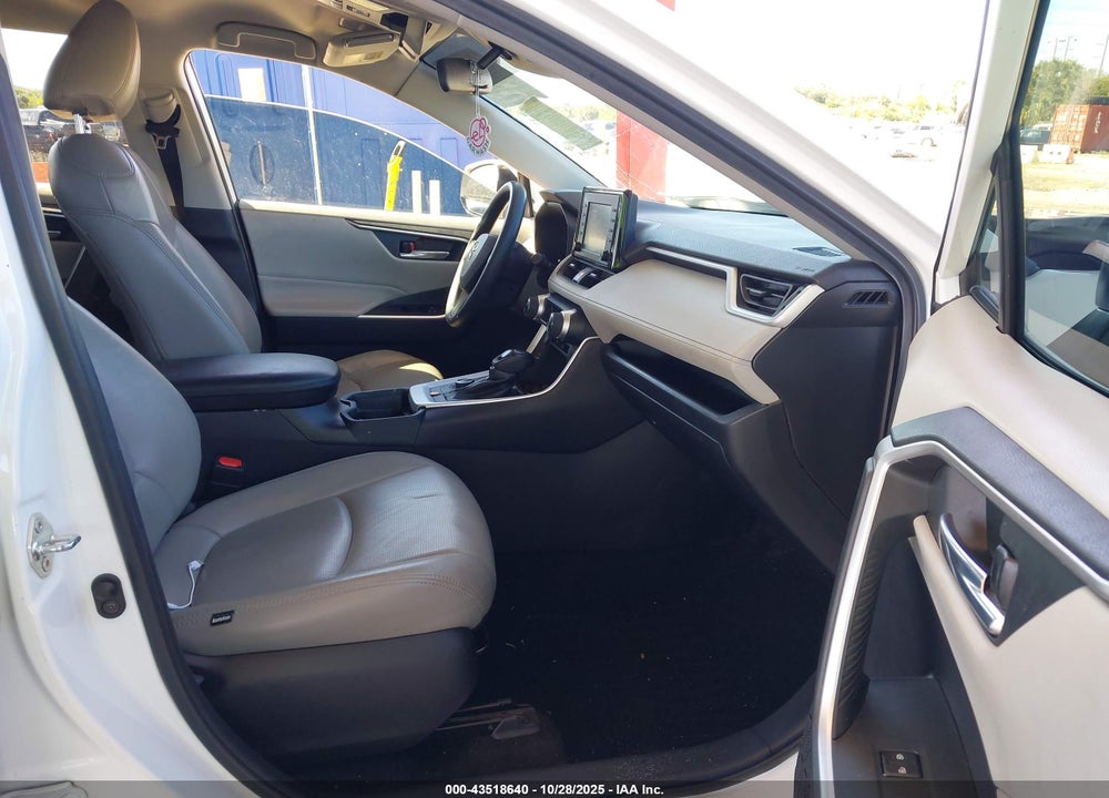 2021 TOYOTA RAV4 HYBRID VIN: 4T3RWRFV4MU039432