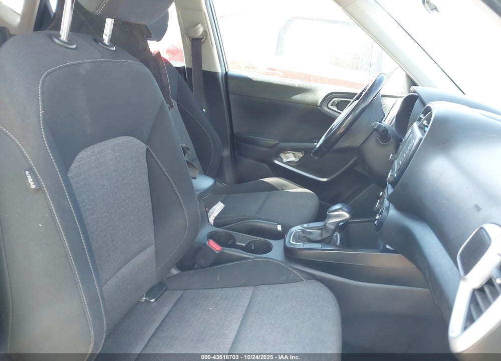 2020 KIA SOUL GT LINE VIN: KNDJ63AU7L7728531