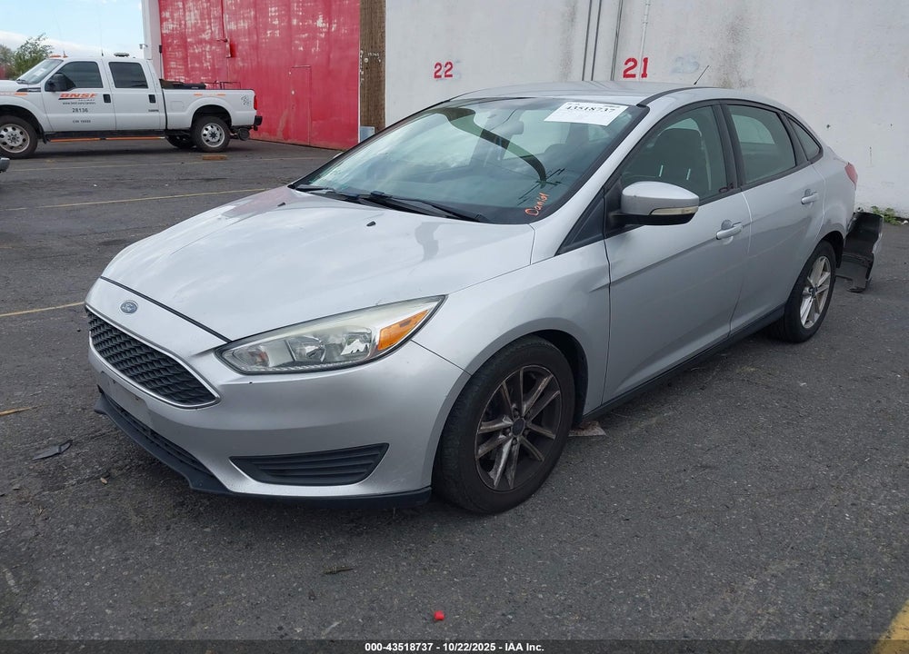 2015 FORD FOCUS SE VIN: 1FADP3F21FL281715