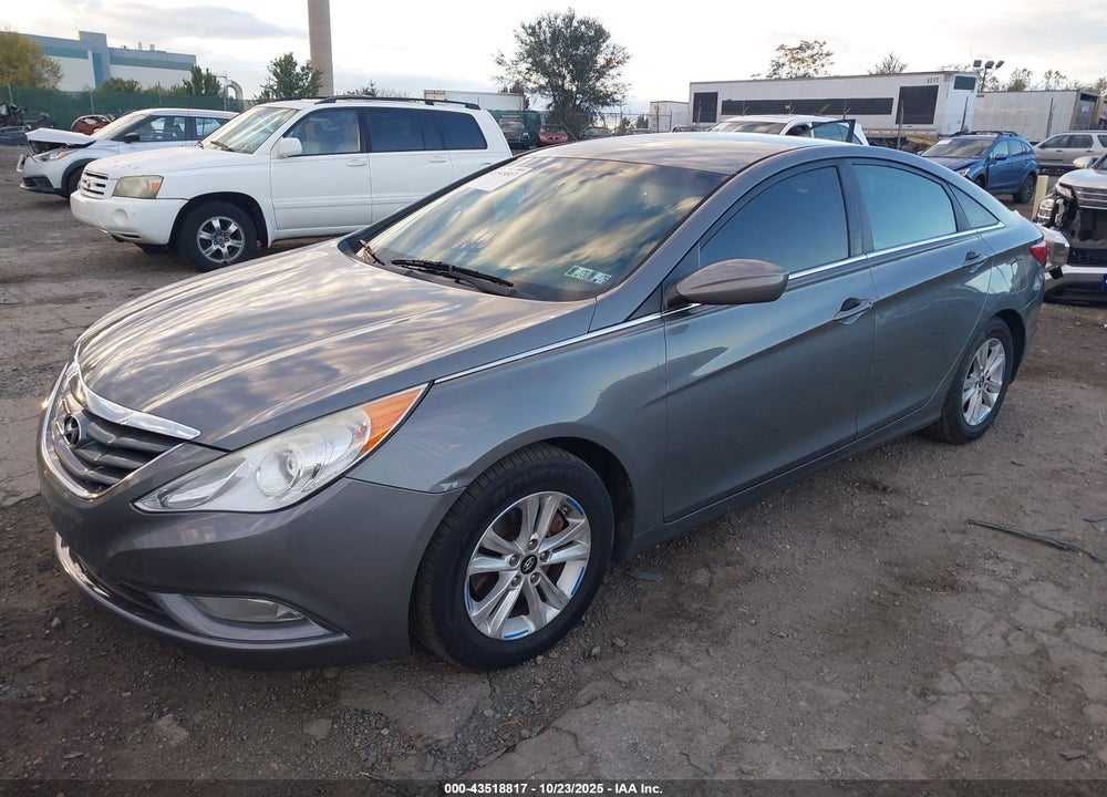 2013 HYUNDAI SONATA GLS VIN: 5NPEB4ACXDH628835