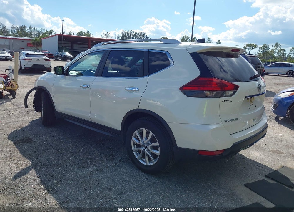 2017 NISSAN ROGUE VIN: JN8AT2MT3HW389189