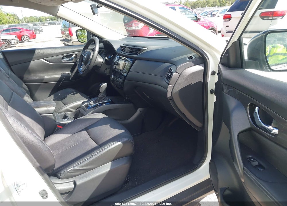 2017 NISSAN ROGUE VIN: JN8AT2MT3HW389189