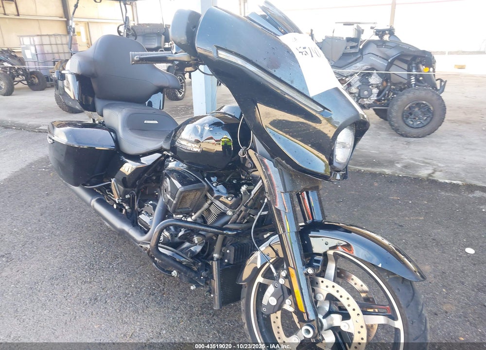2024 HARLEY-DAVIDSON FLHX VIN: 1HD1KB715RB604359
