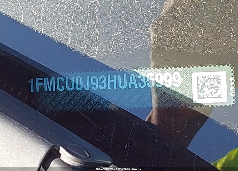 2017 FORD ESCAPE TITANIUM VIN: 1FMCU0J93HUA35999