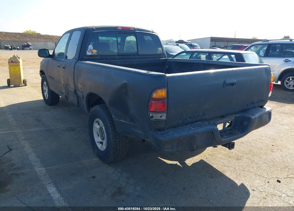 2002 TOYOTA TUNDRA SR5 V8 VIN: 5TBBT44162S299321