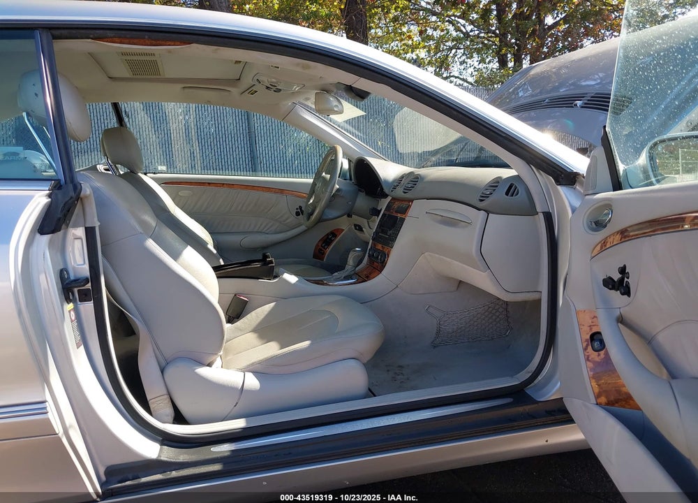 2005 MERCEDES-BENZ CLK 320 VIN: WDBTJ65J95F126746
