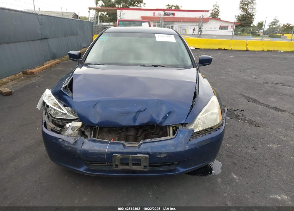 2004 HONDA ACCORD 2.4 LX VIN: JHMCM56314C030790