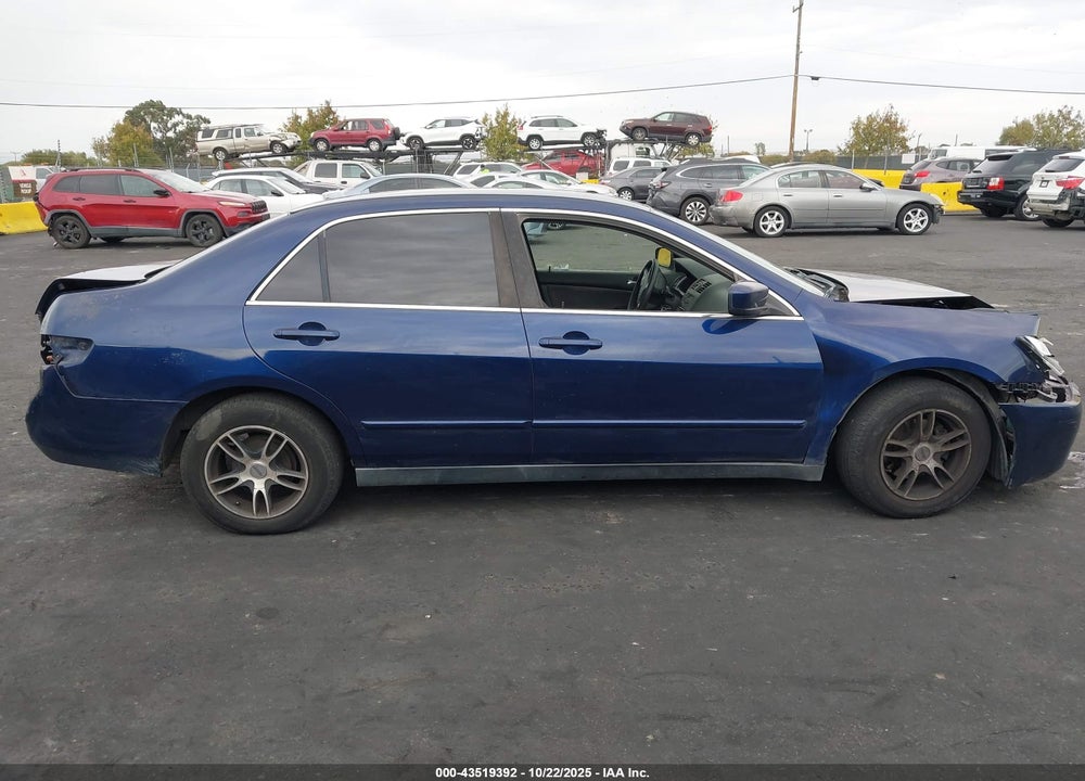 2004 HONDA ACCORD 2.4 LX VIN: JHMCM56314C030790