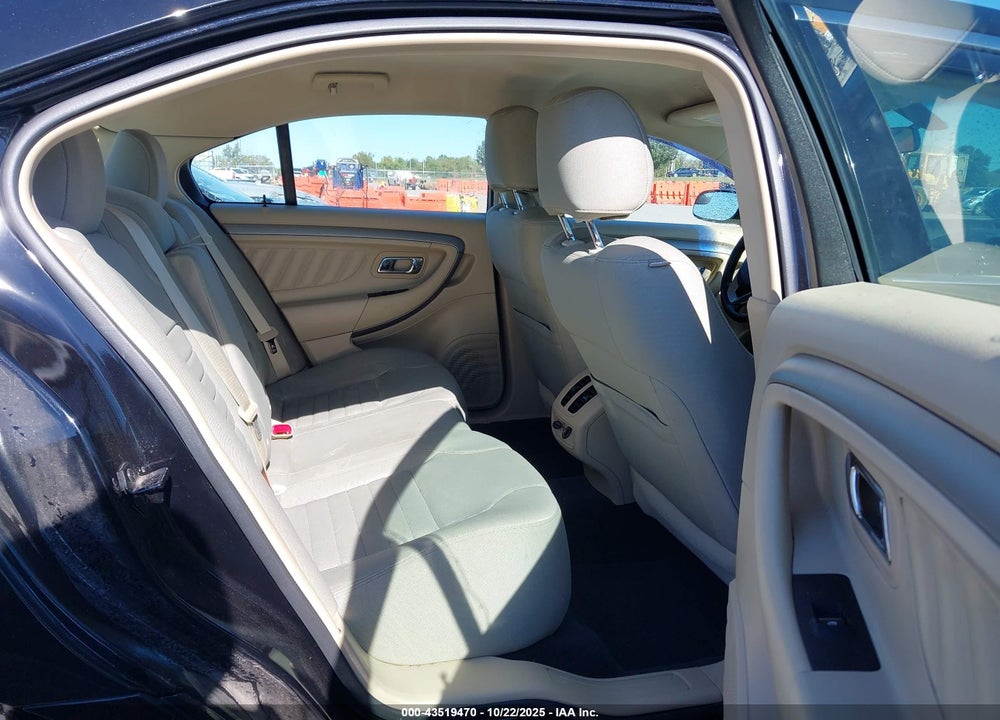 2016 FORD TAURUS VIN: 1FAHP2D85GG121673