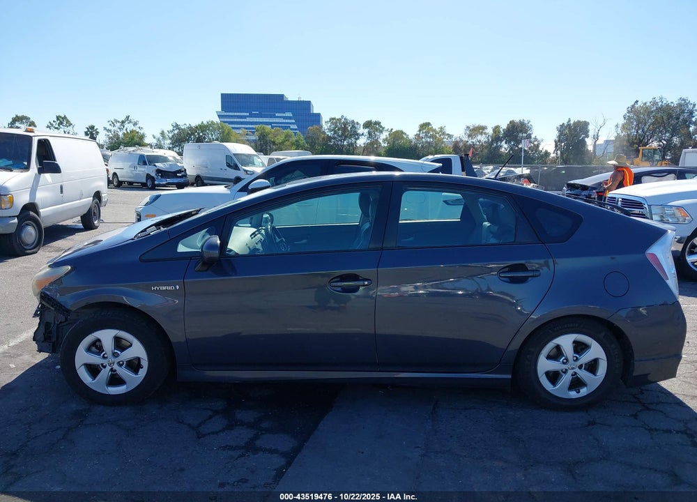 2011 TOYOTA PRIUS FOUR VIN: JTDKN3DU9B0315455