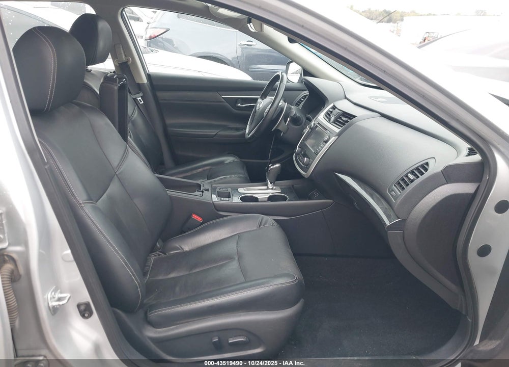 2016 NISSAN ALTIMA 3.5 SL/3.5 SR VIN: 1N4BL3AP2GC151322