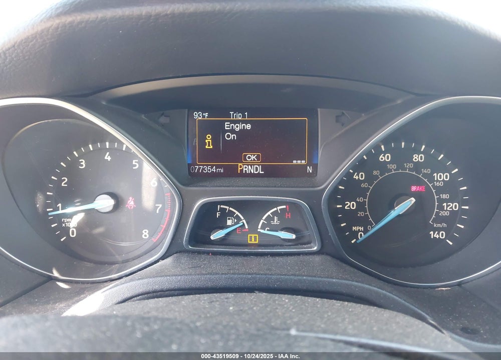 2016 FORD FOCUS VIN: 1FADP3F24GL395886