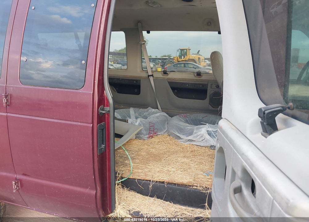 2006 FORD E-350 SUPER DUTY VIN: 1FBNE31L56DA24561