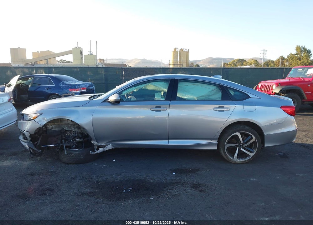 2018 HONDA ACCORD VIN: 1HGCV2F35JA047677