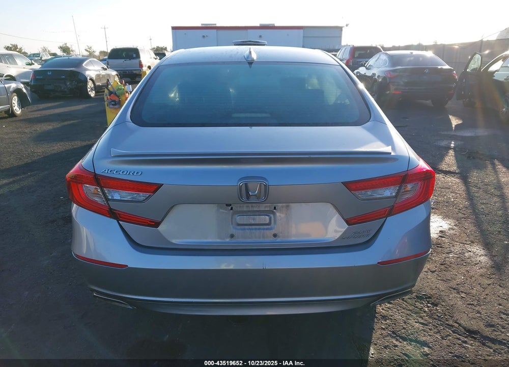 2018 HONDA ACCORD VIN: 1HGCV2F35JA047677
