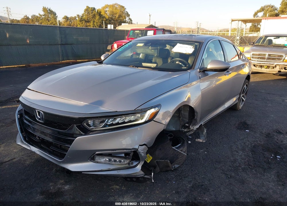 2018 HONDA ACCORD VIN: 1HGCV2F35JA047677