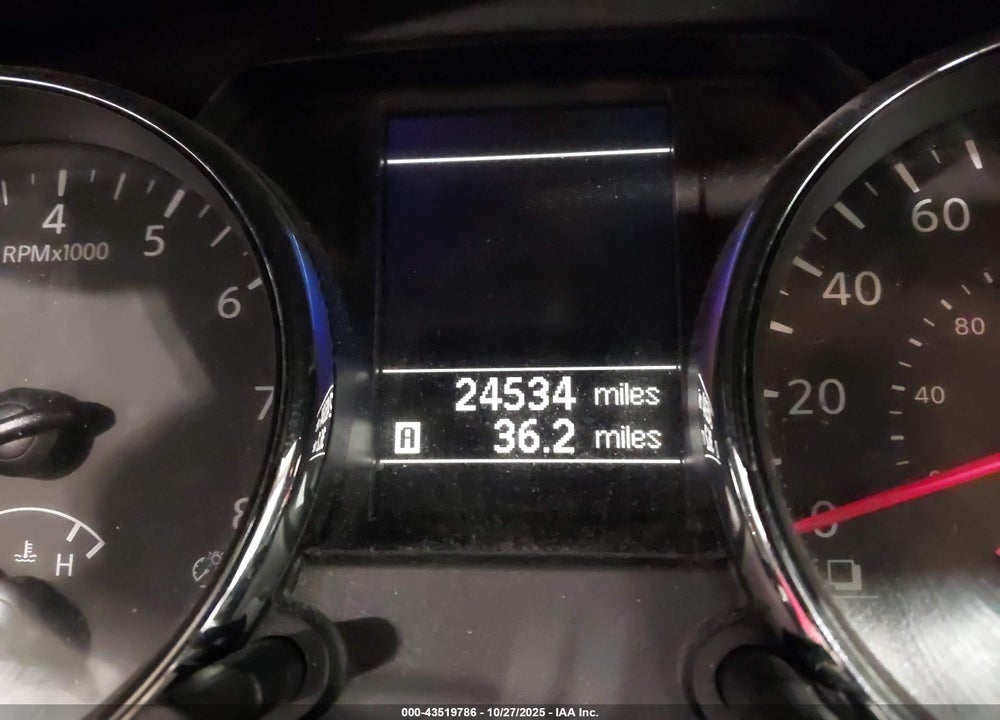 2015 NISSAN ROGUE SELECT S VIN: JN8AS5MV9FW262353