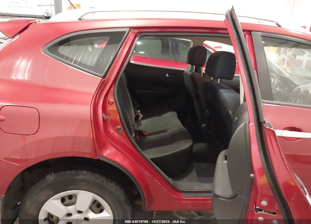 2015 NISSAN ROGUE SELECT S VIN: JN8AS5MV9FW262353