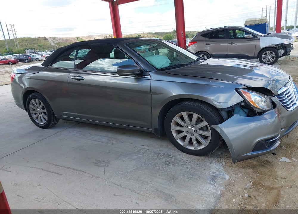 2012 CHRYSLER 200 VIN: 1C3BCBEB4CN229556