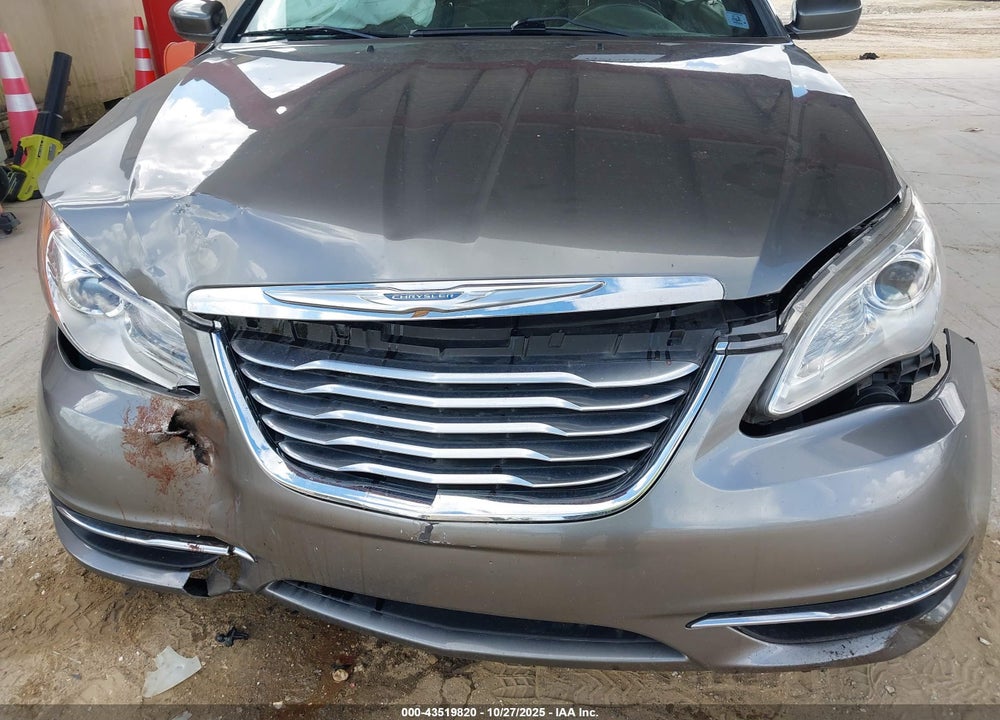 2012 CHRYSLER 200 VIN: 1C3BCBEB4CN229556