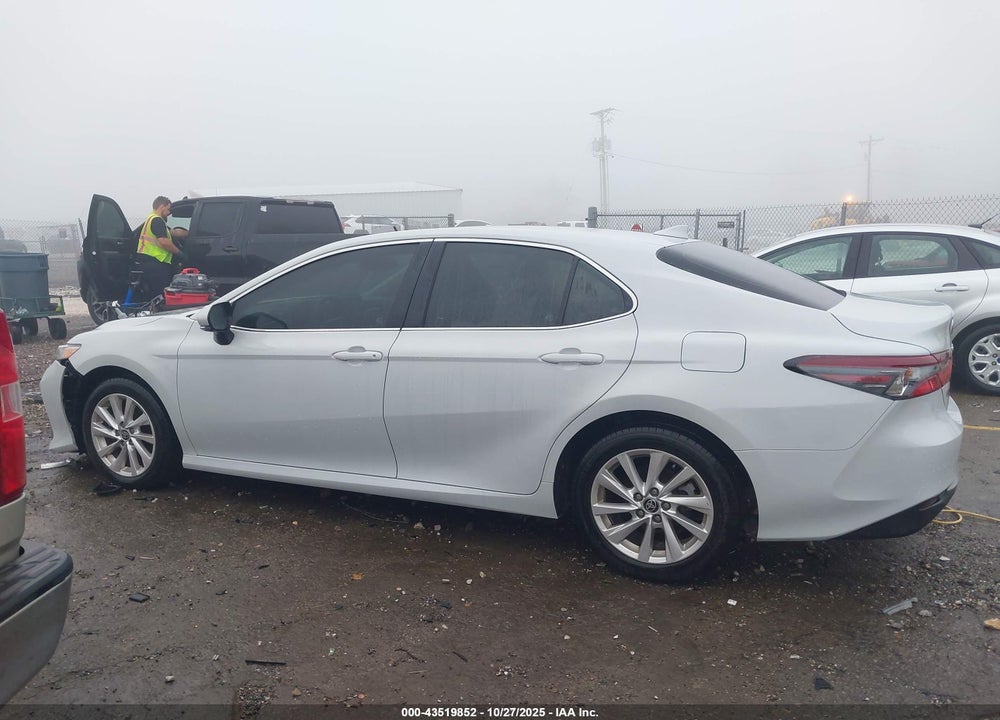 2024 TOYOTA CAMRY LE VIN: 4T1R11AK6RU210002