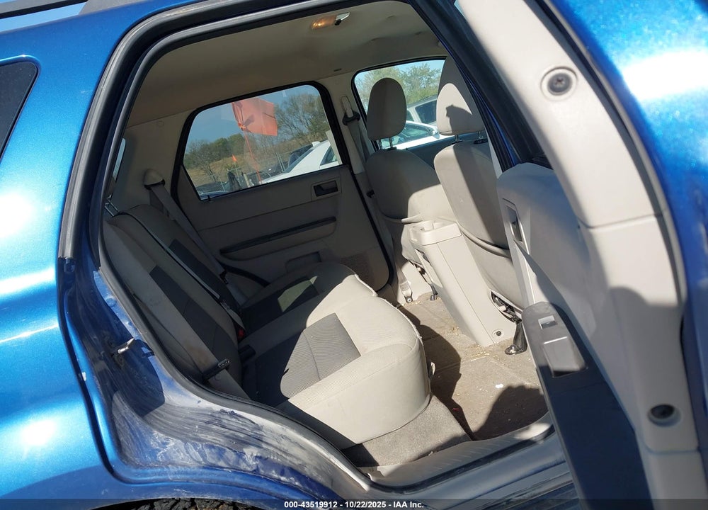 2008 FORD ESCAPE XLT VIN: 1FMCU93198KA04862