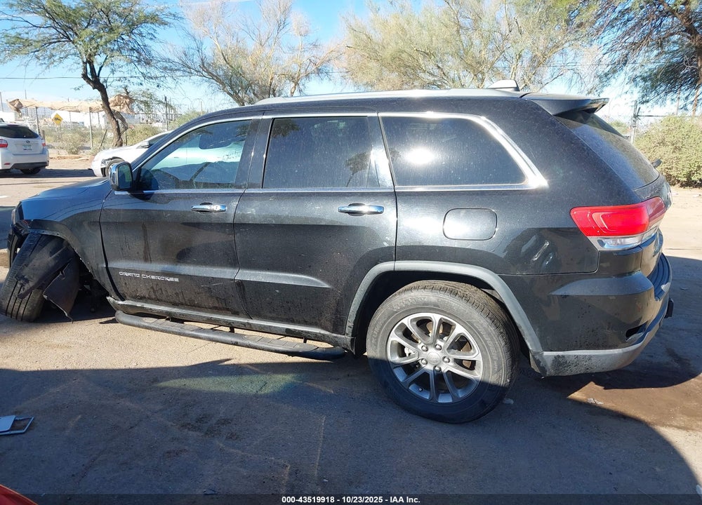 2015 JEEP GRAND CHEROKEE LAREDO VIN: 1C4RJEAG5FC808333