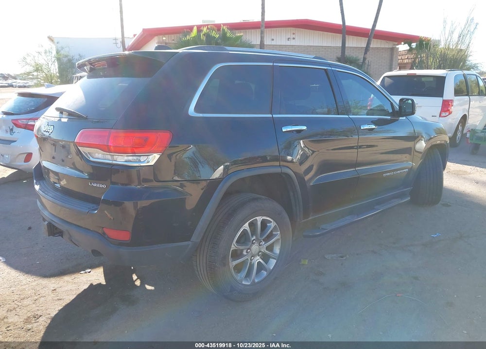2015 JEEP GRAND CHEROKEE LAREDO VIN: 1C4RJEAG5FC808333
