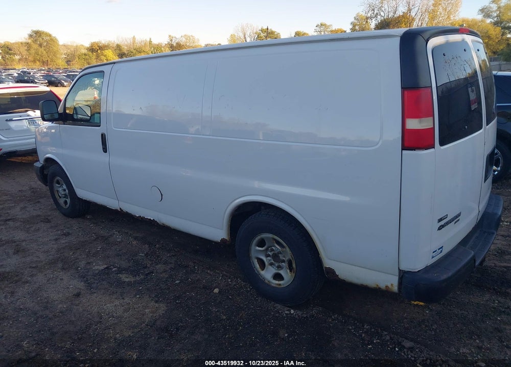 2008 CHEVROLET EXPRESS VIN: 1GCFH154981229481