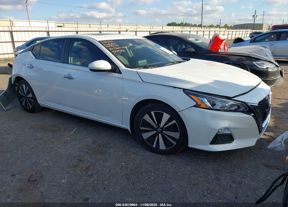 2022 NISSAN ALTIMA SV FWD VIN: 1N4BL4DV2NN418427
