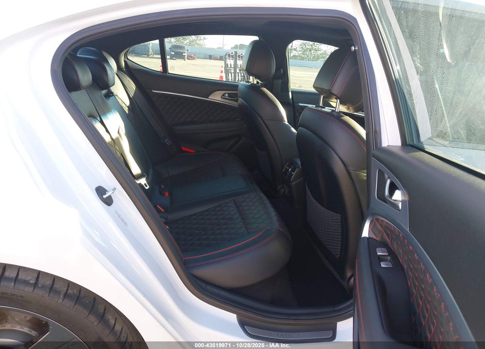 2019 GENESIS G70 3.3T ADVANCED VIN: KMTG34LE4KU031253