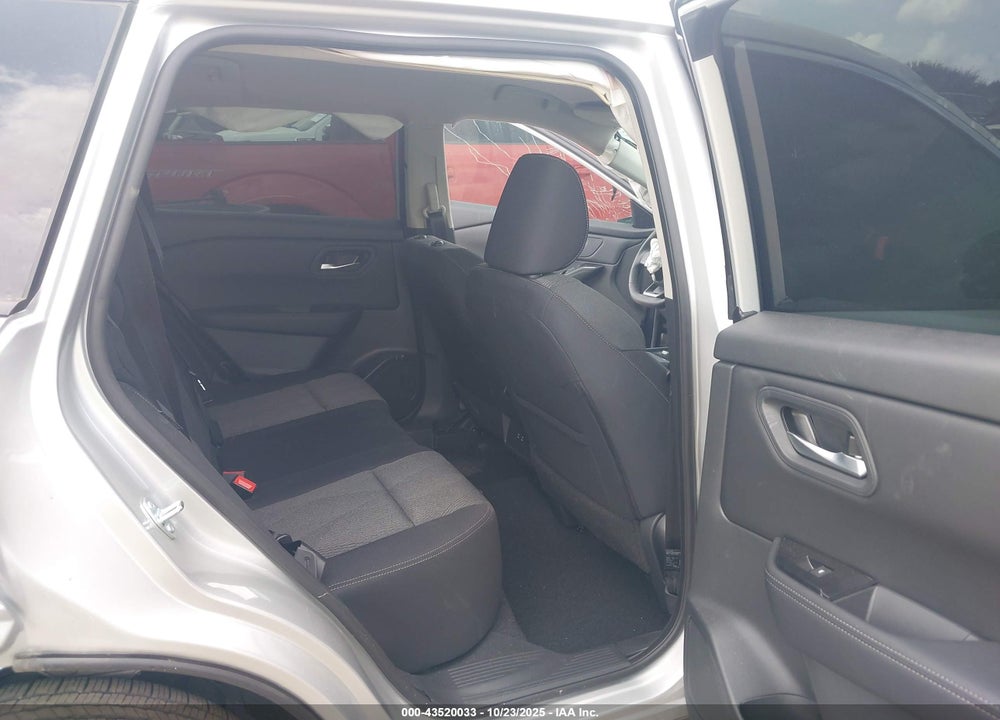 2025 NISSAN ROGUE SV FWD VIN: 5N1BT3BA4SC806802